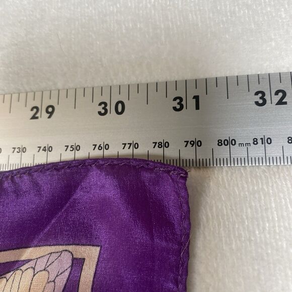 The Luxury of Silk 100% Silk Scarf Made in Japan Butterfly Print Purple Border - Picture 8 of 9